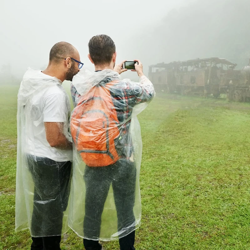เสื้อกันฝนแบบใช้แล้วทิ้ง 6 ชิ้ - Emergency Poncho Rain บทวิจารณ์และราคา