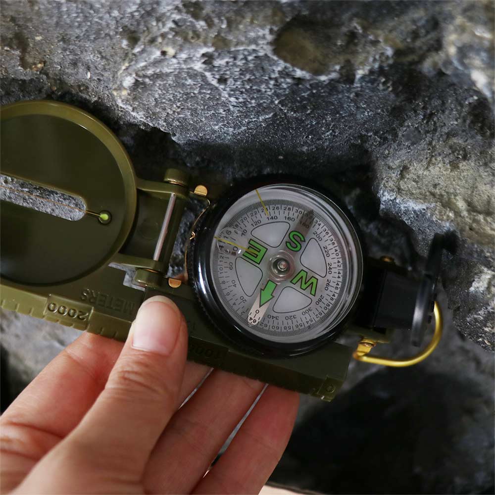 เข็มทิศมืออาชีพกันน้ำ โครงสร้า - Compass Lensatic บทวิจารณ์และราคา